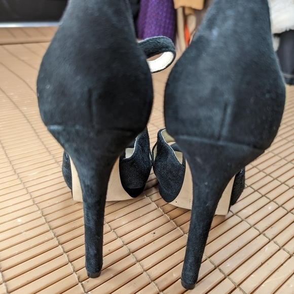 Michael Kors women's black suede platform sandals sz 5.5M. 5" heels. 271pm - Picture 6 of 10